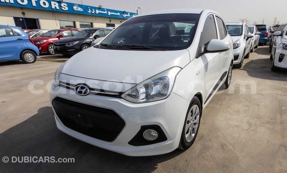 Acheter Import Voiture Hyundai i10 Blanc à Import - Dubai, Maseru Acheter Import Voiture Hyundai i10 Blanc à Import - Dubai, Maseru