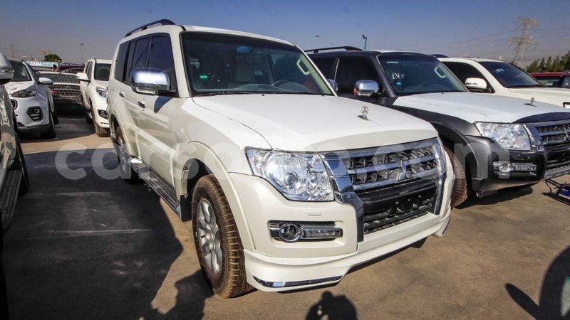 Big with watermark mitsubishi pajero maseru import dubai 14277