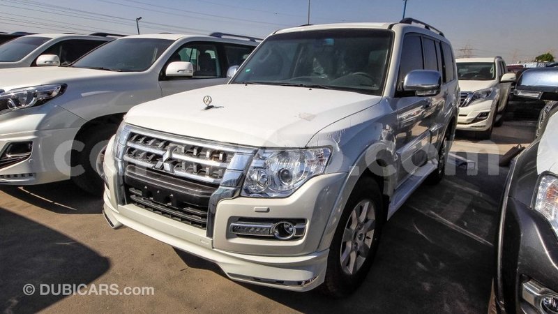 Big with watermark mitsubishi pajero maseru import dubai 14277