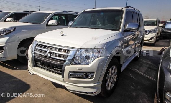 Buy Import Mitsubishi Pajero White Car in Import - Dubai in Maseru Buy Import Mitsubishi Pajero White Car in Import - Dubai in Maseru