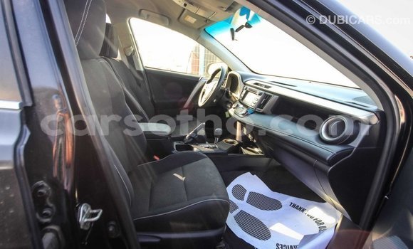 Sayi Imported Toyota HiAce Black Babbar mota in Import - Dubai a Maseru Sayi Imported Toyota HiAce Black Babbar mota in Import - Dubai a Maseru