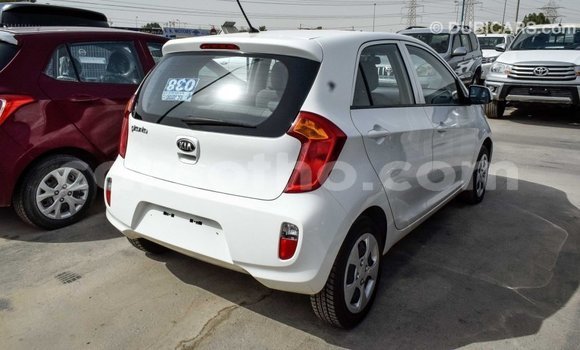 Acheter Import Voiture Kia Picanto Blanc à Import - Dubai, Maseru Acheter Import Voiture Kia Picanto Blanc à Import - Dubai, Maseru