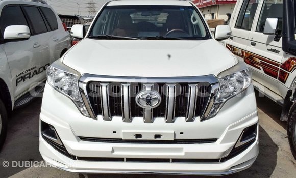 Acheter Import Voiture Toyota Prado Blanc à Import - Dubai, Maseru Acheter Import Voiture Toyota Prado Blanc à Import - Dubai, Maseru