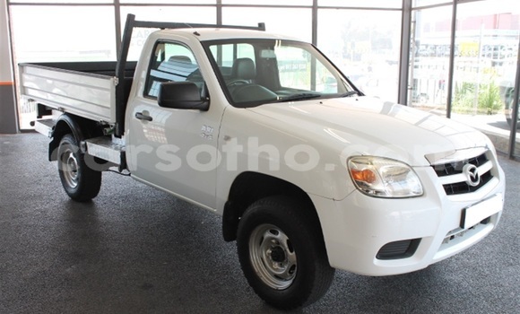 اشتري مستعمل Mazda BT-50 White سيارة في Butha Buthe في Butha-Buthe اشتري مستعمل Mazda BT-50 White سيارة في Butha Buthe في Butha-Buthe