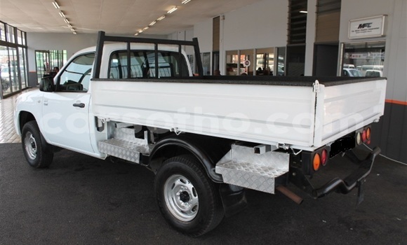 اشتري مستعمل Mazda BT-50 White سيارة في Butha Buthe في Butha-Buthe اشتري مستعمل Mazda BT-50 White سيارة في Butha Buthe في Butha-Buthe