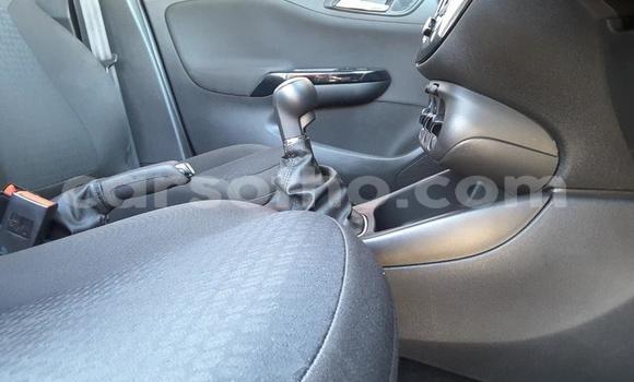 Sayi Na hannu Opel Corsa Silver Mota in Maseru a Maseru Sayi Na hannu Opel Corsa Silver Mota in Maseru a Maseru