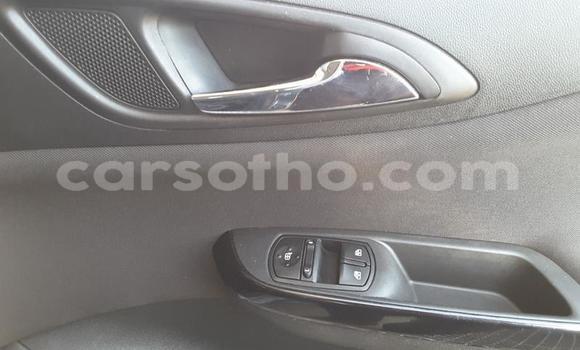 Sayi Na hannu Opel Corsa Silver Mota in Maseru a Maseru Sayi Na hannu Opel Corsa Silver Mota in Maseru a Maseru