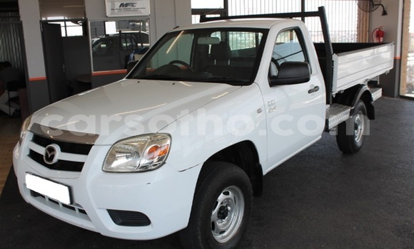 اشتري مستعمل Mazda BT-50 White سيارة في Butha Buthe في Butha-Buthe اشتري مستعمل Mazda BT-50 White سيارة في Butha Buthe في Butha-Buthe
