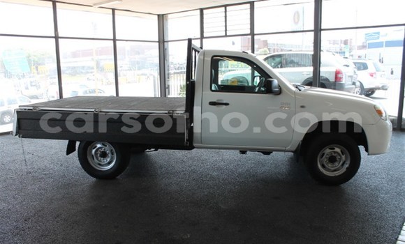 اشتري مستعمل Mazda BT-50 White سيارة في Butha Buthe في Butha-Buthe اشتري مستعمل Mazda BT-50 White سيارة في Butha Buthe في Butha-Buthe