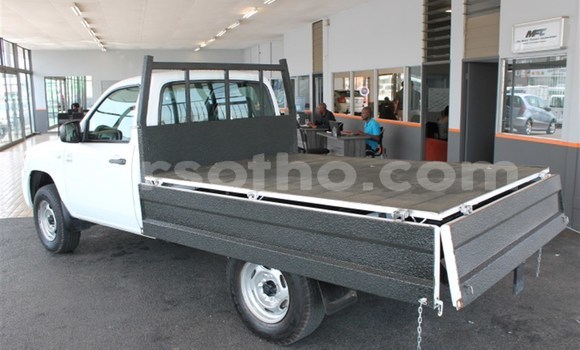 اشتري مستعمل Mazda BT-50 White سيارة في Butha Buthe في Butha-Buthe اشتري مستعمل Mazda BT-50 White سيارة في Butha Buthe في Butha-Buthe