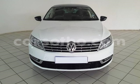 Acheter Occasion Voiture Volkswagen Passat CC Blanc à Maseru, Maseru Acheter Occasion Voiture Volkswagen Passat CC Blanc à Maseru, Maseru