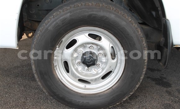 اشتري مستعمل Mazda BT-50 White سيارة في Butha Buthe في Butha-Buthe اشتري مستعمل Mazda BT-50 White سيارة في Butha Buthe في Butha-Buthe
