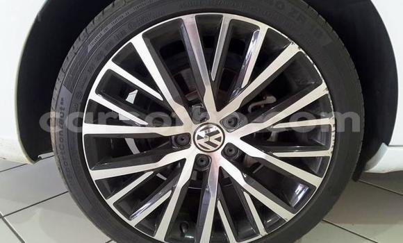 Acheter Occasion Voiture Volkswagen Passat CC Blanc à Maseru, Maseru Acheter Occasion Voiture Volkswagen Passat CC Blanc à Maseru, Maseru