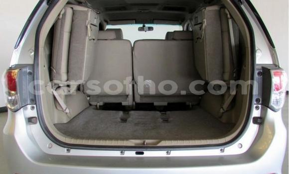 Acheter Occasion Voiture Toyota Fortuner Beige à Maseru, Maseru Acheter Occasion Voiture Toyota Fortuner Beige à Maseru, Maseru