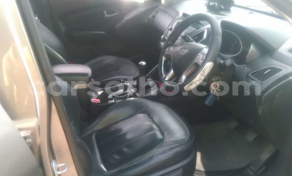 Sayi Na hannu Mazda BT-50 White Mota in Maseru a Maseru Sayi Na hannu Mazda BT-50 White Mota in Maseru a Maseru