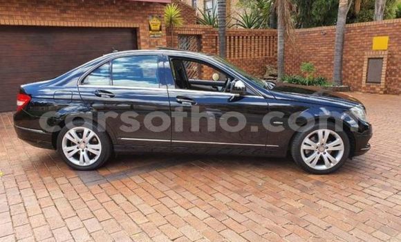 Buy Used Mercedes-Benz C–Class Blue Car in Maseru in Maseru Buy Used Mercedes-Benz C–Class Blue Car in Maseru in Maseru