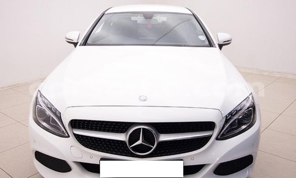 Buy Used Mercedes-Benz C–Class White Car in Maseru in Maseru Buy Used Mercedes-Benz C–Class White Car in Maseru in Maseru