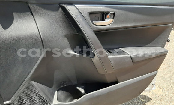 Buy Used Toyota Corolla Silver Car in Butha–Buthe in Thaba-Tseka Buy Used Toyota Corolla Silver Car in Butha–Buthe in Thaba-Tseka