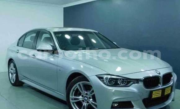 Sayi Na hannu BMW 3–Series Silver Mota in Butha–Buthe a Thaba-Tseka Sayi Na hannu BMW 3–Series Silver Mota in Butha–Buthe a Thaba-Tseka