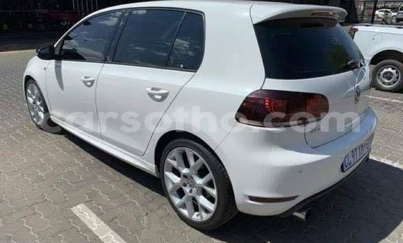 Sayi Na hannu Volkswagen Golf GTI White Mota in Butha–Buthe a Thaba-Tseka Sayi Na hannu Volkswagen Golf GTI White Mota in Butha–Buthe a Thaba-Tseka