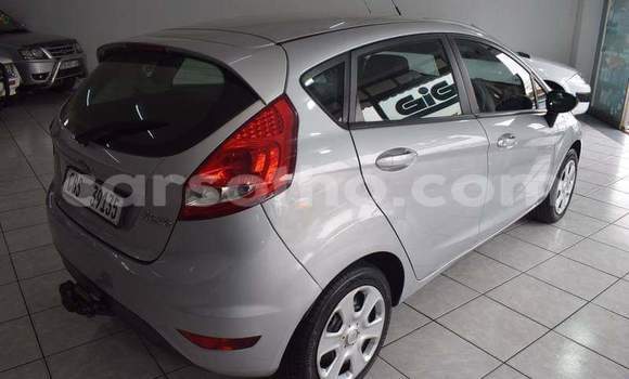 Acheter Occasion Voiture Ford Fiesta Gris à Thaba–Tseka, Mafeteng Acheter Occasion Voiture Ford Fiesta Gris à Thaba–Tseka, Mafeteng