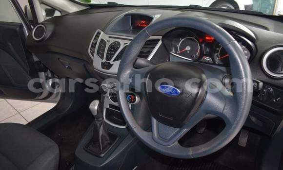 Acheter Occasion Voiture Ford Fiesta Gris à Thaba–Tseka, Mafeteng Acheter Occasion Voiture Ford Fiesta Gris à Thaba–Tseka, Mafeteng