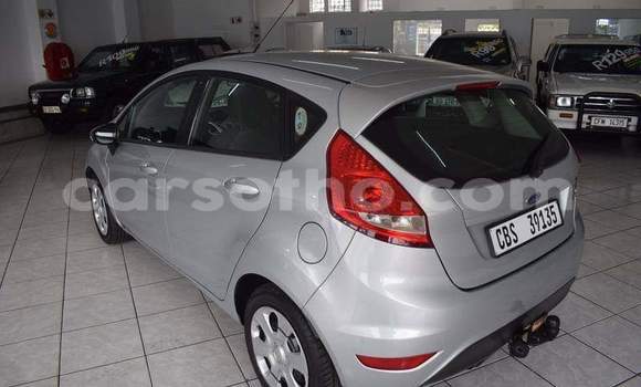 Acheter Occasion Voiture Ford Fiesta Gris à Thaba–Tseka, Mafeteng Acheter Occasion Voiture Ford Fiesta Gris à Thaba–Tseka, Mafeteng