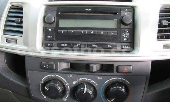 Acheter Occasion Voiture Toyota Hilux Bleu à Thaba–Tseka, Mafeteng Acheter Occasion Voiture Toyota Hilux Bleu à Thaba–Tseka, Mafeteng