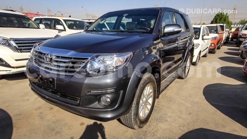 Big with watermark toyota fortuner maseru import dubai 14368