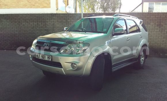 Buy Used Toyota Fortuner Silver Car in Maseru in Maseru Buy Used Toyota Fortuner Silver Car in Maseru in Maseru
