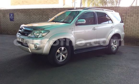 Buy Used Toyota Fortuner Silver Car in Maseru in Maseru Buy Used Toyota Fortuner Silver Car in Maseru in Maseru