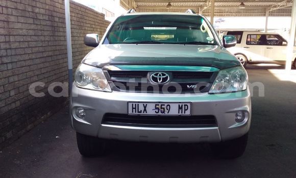 Buy Used Toyota Fortuner Silver Car in Maseru in Maseru Buy Used Toyota Fortuner Silver Car in Maseru in Maseru