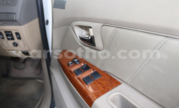 اشتري مستعمل Toyota Fortuner Green سيارة في Maputsoe في Leribe اشتري مستعمل Toyota Fortuner Green سيارة في Maputsoe في Leribe