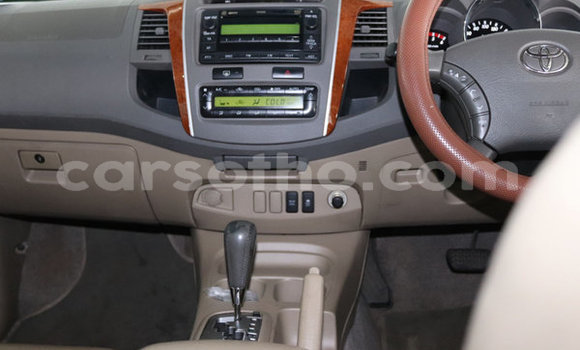اشتري مستعمل Toyota Fortuner Green سيارة في Maputsoe في Leribe اشتري مستعمل Toyota Fortuner Green سيارة في Maputsoe في Leribe