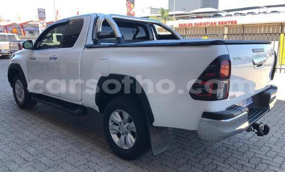 Buy Used Toyota Hilux Green Car in Maseru in Maseru Buy Used Toyota Hilux Green Car in Maseru in Maseru