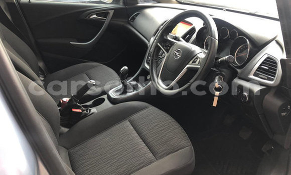 Buy Used Toyota Hilux Green Car in Maseru in Maseru Buy Used Toyota Hilux Green Car in Maseru in Maseru