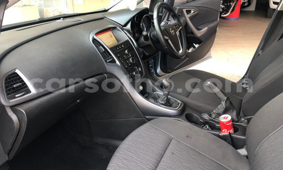 Buy Used Toyota Hilux Green Car in Maseru in Maseru Buy Used Toyota Hilux Green Car in Maseru in Maseru