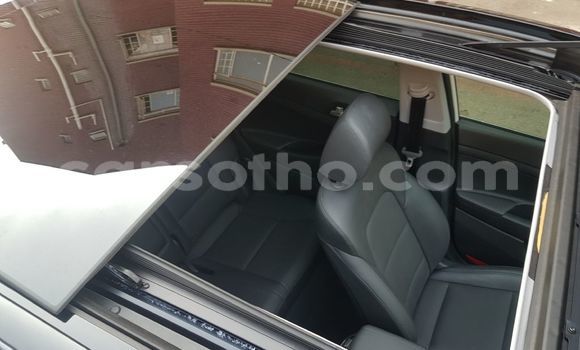 Sayi Na hannu Hyundai Tucson White Mota in Maseru a Maseru Sayi Na hannu Hyundai Tucson White Mota in Maseru a Maseru