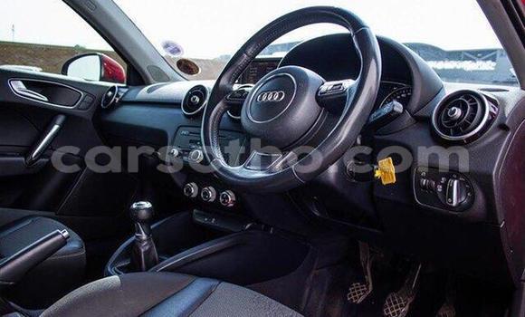 Sayi Na hannu Audi A3 Red Mota in Peka a Leribe Sayi Na hannu Audi A3 Red Mota in Peka a Leribe