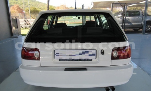 Buy Used Toyota Corolla Green Car in Maputsoe in Leribe Buy Used Toyota Corolla Green Car in Maputsoe in Leribe