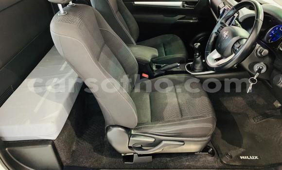 Acheter Occasion Voiture Toyota Hilux Blanc à Maseru, Maseru Acheter Occasion Voiture Toyota Hilux Blanc à Maseru, Maseru