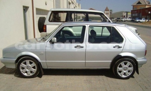 Buy Used Volkswagen Golf Red Car in Maseru in Maseru Buy Used Volkswagen Golf Red Car in Maseru in Maseru