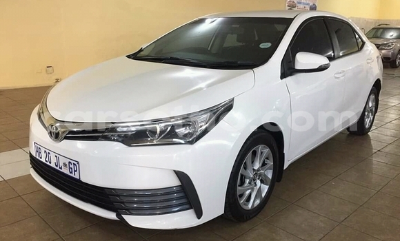 Acheter Occasion Voiture Toyota Prius Blanc à Maseru, Maseru Acheter Occasion Voiture Toyota Prius Blanc à Maseru, Maseru