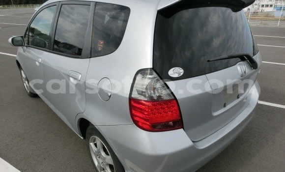 Sayi Na hannu Honda FIT Silver Mota in Maseru a Maseru Sayi Na hannu Honda FIT Silver Mota in Maseru a Maseru