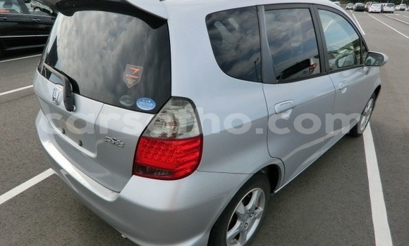 Sayi Na hannu Honda FIT Silver Mota in Maseru a Maseru Sayi Na hannu Honda FIT Silver Mota in Maseru a Maseru