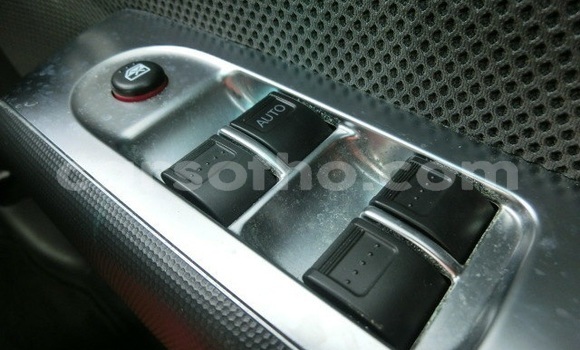 Sayi Na hannu Honda FIT Silver Mota in Maseru a Maseru Sayi Na hannu Honda FIT Silver Mota in Maseru a Maseru