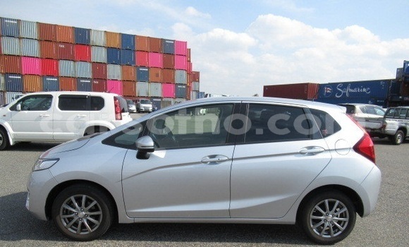 Sayi Na hannu Honda FIT Silver Mota in Maseru a Maseru Sayi Na hannu Honda FIT Silver Mota in Maseru a Maseru