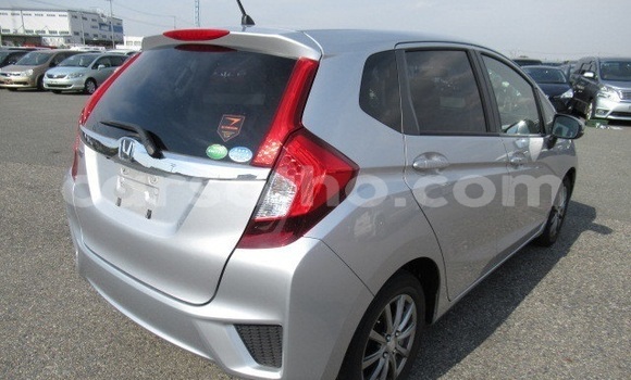 Sayi Na hannu Honda FIT Silver Mota in Maseru a Maseru Sayi Na hannu Honda FIT Silver Mota in Maseru a Maseru