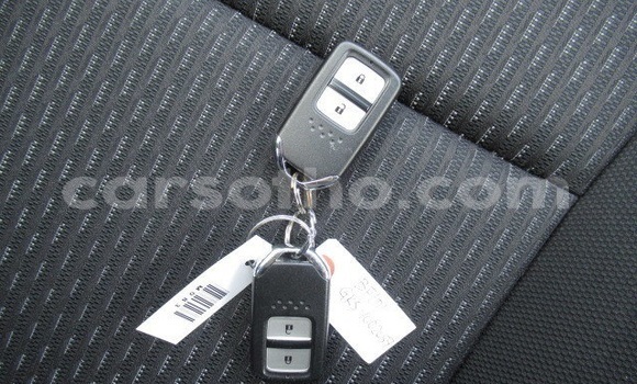 Sayi Na hannu Honda FIT Silver Mota in Maseru a Maseru Sayi Na hannu Honda FIT Silver Mota in Maseru a Maseru