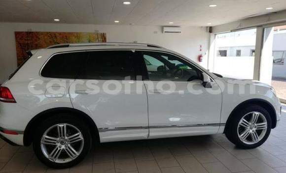 اشتري مستعمل Volkswagen Tiguan White سيارة في Hlotse في Leribe اشتري مستعمل Volkswagen Tiguan White سيارة في Hlotse في Leribe